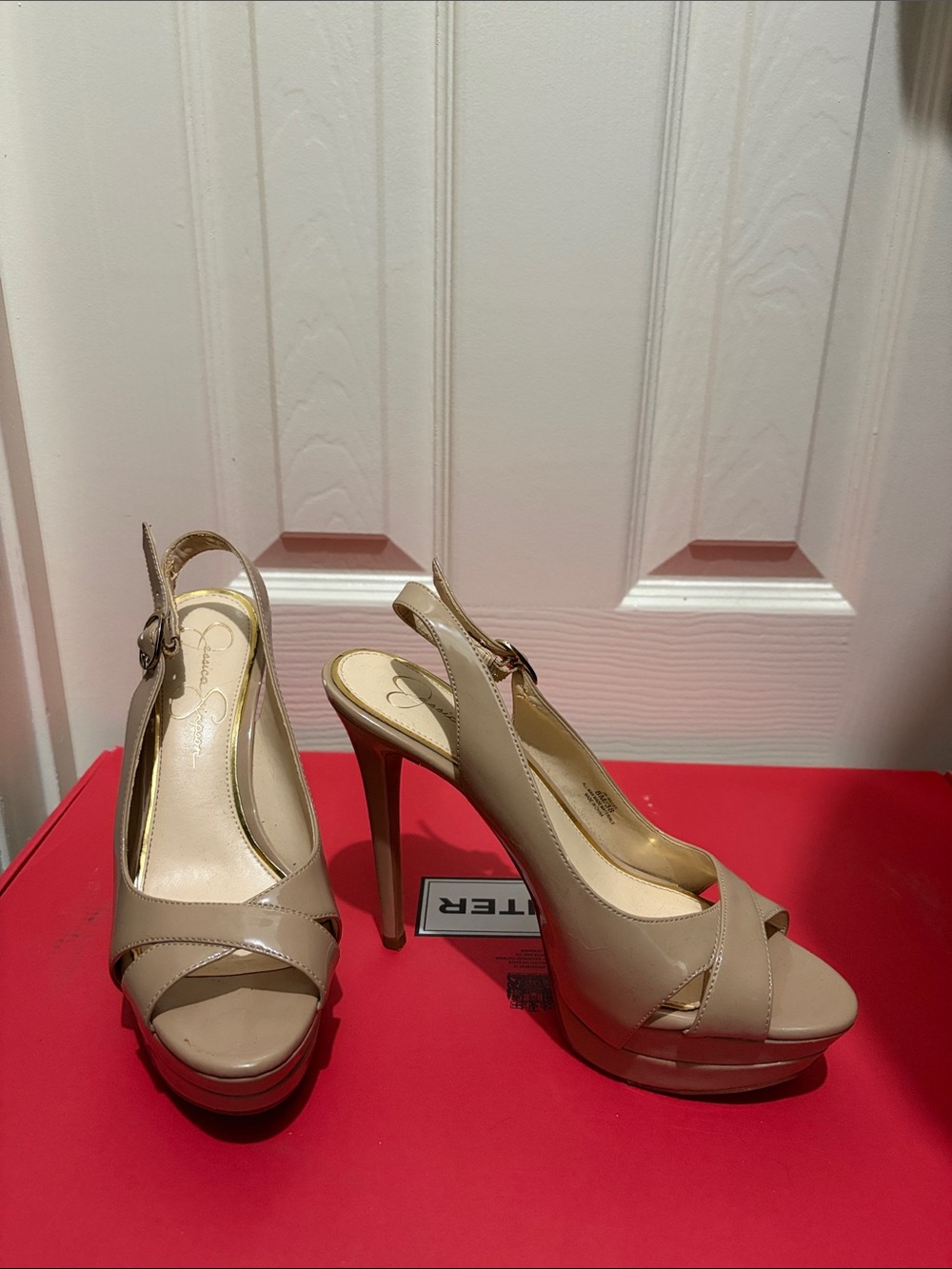 Jessica Simpson Beige Patent Slingback Peep-Toe Heels